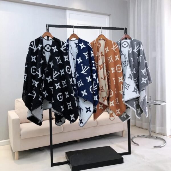 Soft Wool Double-Sided Shawl Size: 140x150cm