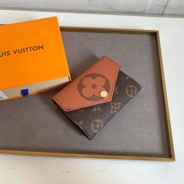 Color Matching Short Zoe Wallet Size: 9.5×7.5x3cm
