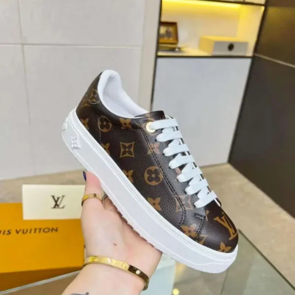 Classic High-end Sneakers