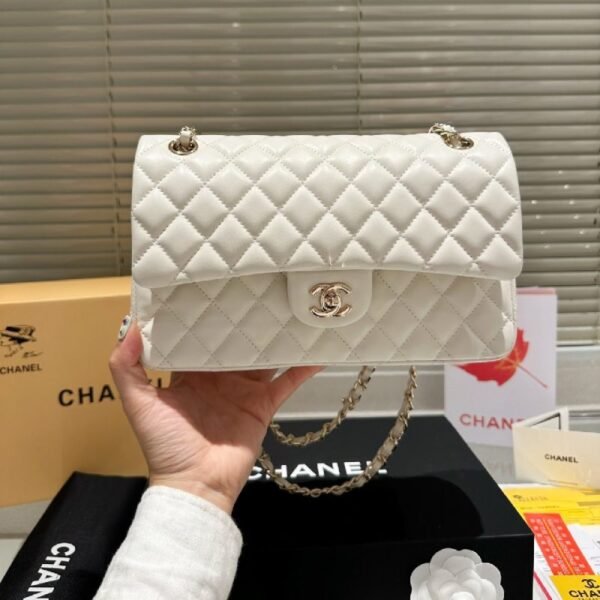 Classic White Flap Bag Size: 26x17cm