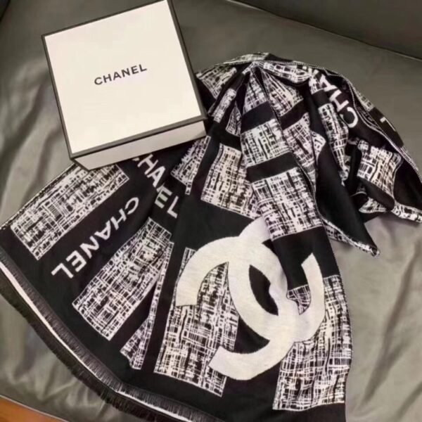 Limited Edition Cashmere Scarf Size: 70x180cm