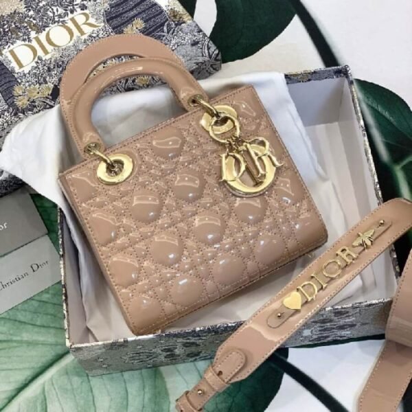 Classic Leather Top-Handle Bag Size: 20cm