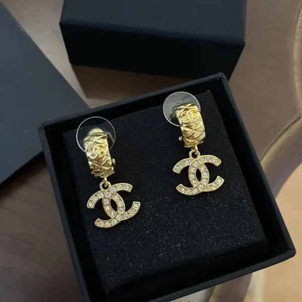 Fashion Hook Pendant Earrings