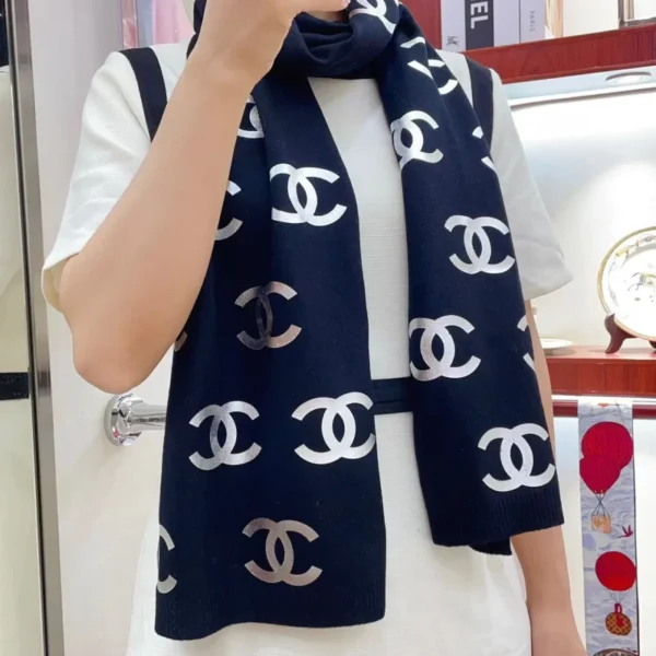 100% Cashmere Hot Stamping Logo Scarf Size: 35x190cm