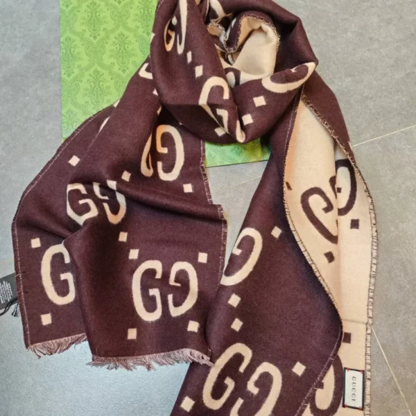 Classic Design Brown Wool Scarf Size: 30x180cm