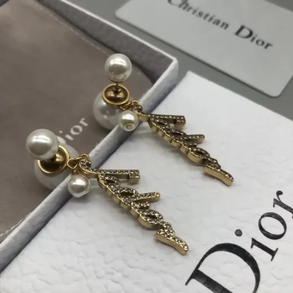 Fashion Letters Pearl Earrings