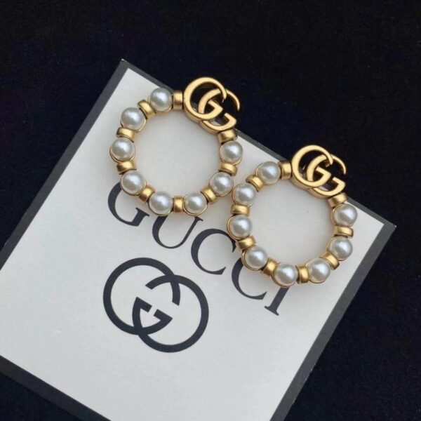 Vintage Circle Pearl Earrings