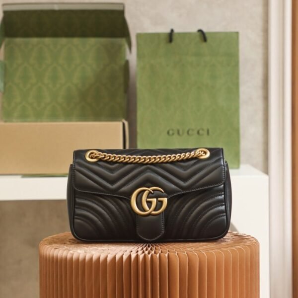 Classic Shoulder Bag 4 Colors