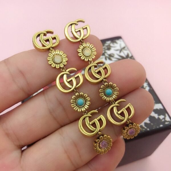 Retro Metal Flower Earrings