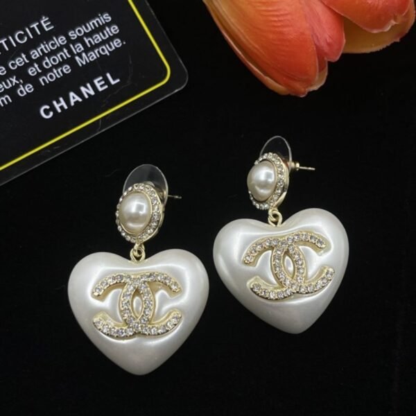 Pearl Heart Pendant Earrings