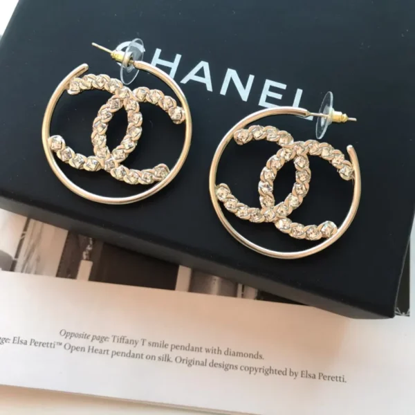 Fashion Circle Rhinestone Earrings