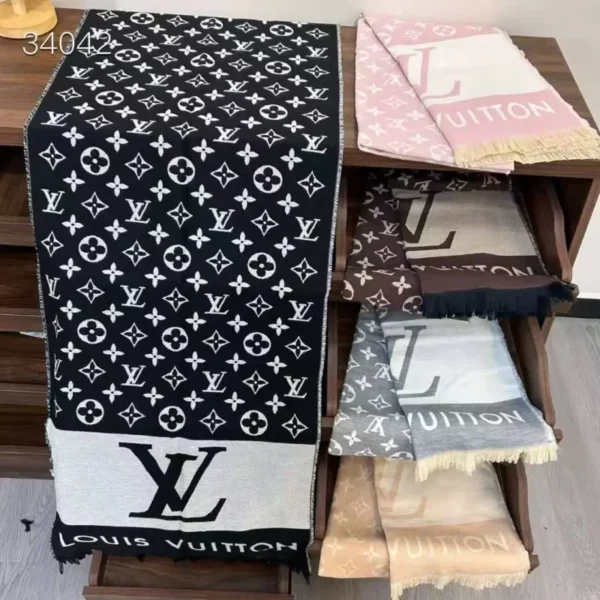 Classical 2025 Cashmere Knitted Scarf Size: 45x180cm