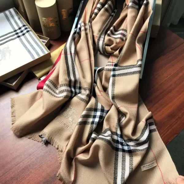 100% Ring Velvet Plaid Scarf Size: 70x220cm