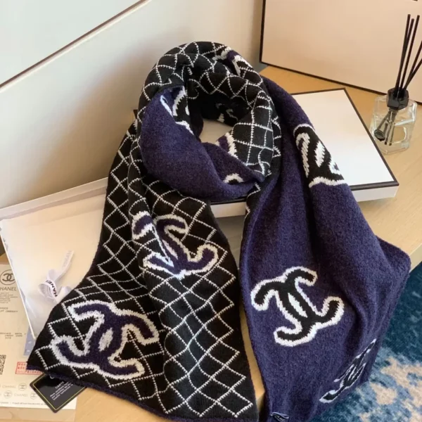 Black Cashmere Embroide Scarf Size: 35*180cm