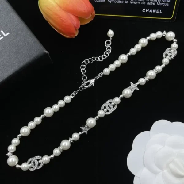 Fashion Star Pearl Necklace