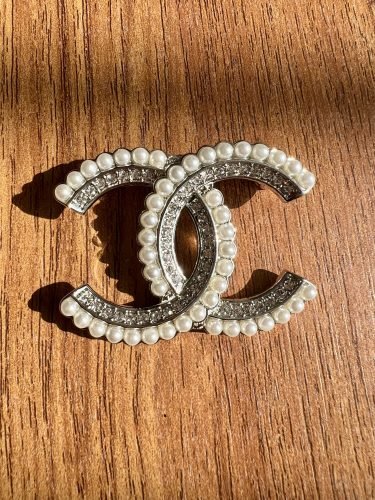 Classic Silver Pearl Brooch photo review