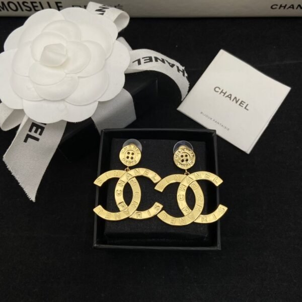 Retro Gold Pendant Earrings