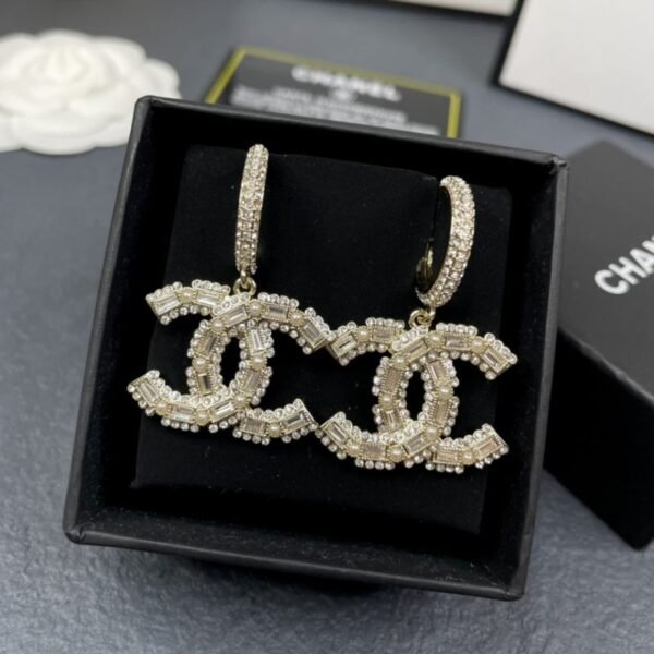 Elegant Dangle Drop Earrings
