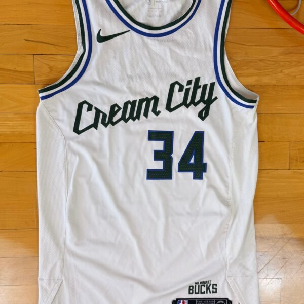 milwaukee-bucks-giannis-antetokounmpo-2019-2020-cream-city-nba-basketball-jersey-40-small
