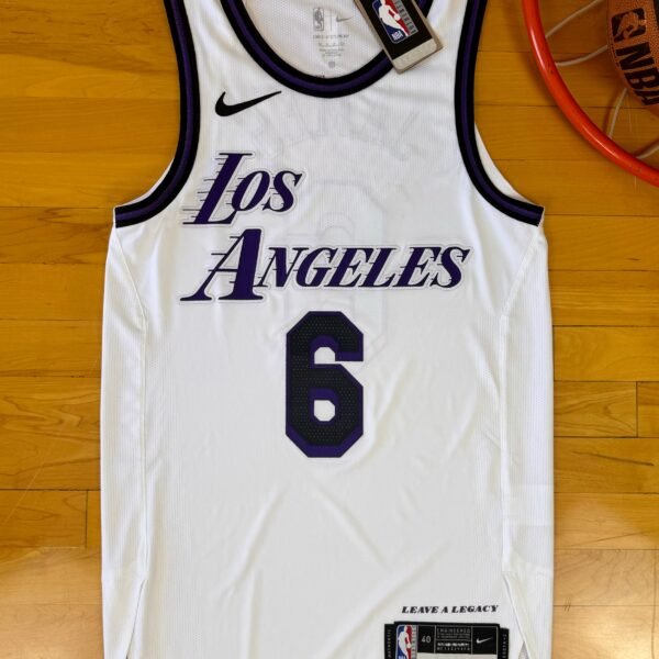 los-angeles-lakers-lebron-james-2022-2023-city-edition-nba-basketball-jersey-40-small